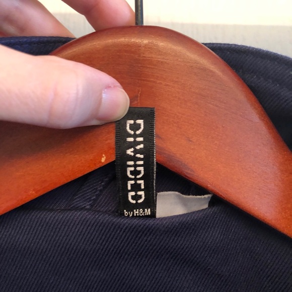 Divided Jacket - Picture 4 of 5